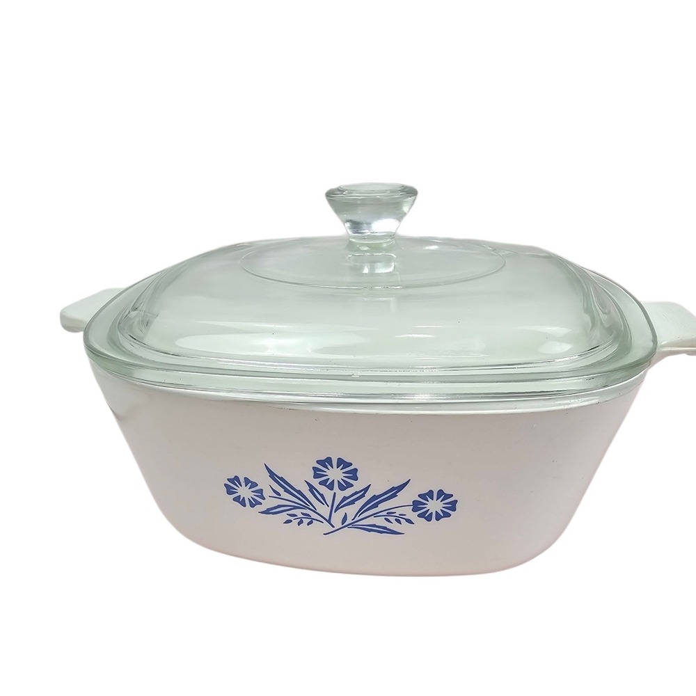Corning Ware Blue Cornflower 1.5 Qt‎ Casserole Dish w/ Lid A-1 1/2-B Vintage
